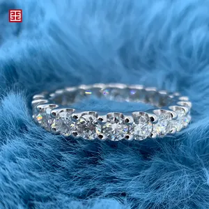 GIGAJEWE 2.2ct 18k白金圆形切割Moissanite订婚婚礼多石金戒指