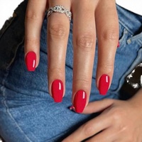 Faux ongles à presser pour femmes, rouge coquelicot, forme cercueil, couleur unie brillante, classiques et minimalistes, pour un style audacieux et élégant au quotidien