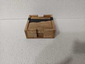 Ensemble de sous-verres en bois faits à la main, design rectangulaire moderne, incrustation en résine rouge, accessoire de décoration de table - Product Image 5
