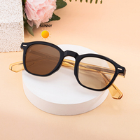 Lunettes de soleil photochromiques anti-lumière bleue UV400 Partagas Retro Designer avec logo personnalisé et branches carrées pour femmes