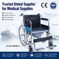 Fauteuil roulant manuel de qualité hospitalière avec accoudoirs fixes, repose-pieds et système de freinage intégré – Chaise de transport durable pour patients