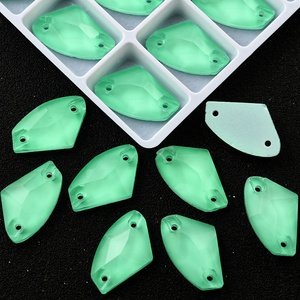 Strass Fluorescenti <span class=keywords><strong>Verdi</strong></span> OLeeya, <span class=keywords><strong>Pietre</strong></span> Grandi a Forma Piatta, <span class=keywords><strong>Cristalli</strong></span> da Cucire, Strass per Abbigliamento da Ginnastica - Product Image 3