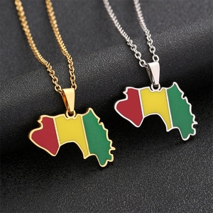 Nuevo Diseño de Collar con Mapa de Guinea, Collar con Mapa Africano, Bandera Esmaltada, Collar con Colgante de Mapa Personalizado en Acero Inoxidable Chapado en Oro - Product Image 1