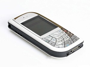 Teléfono Móvil GSM de Doble SIM <span class=keywords><strong>7610</strong></span> - Teléfono Clásico con Pantalla LCD TFT de 2.1 Pulgadas, Batería de 900 mAh, Desbloqueado, Barato, Venta al por Mayor, 0.08MP - Product Image 3