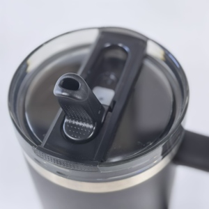 Sostituzione del coperchio in cannuccia ribaltabile senza BPA per chiusura ermetica da 40 once e senza fuoriuscite e superficie igienica senza sporcizia o sporcizia non ammuffita - Product Image 6