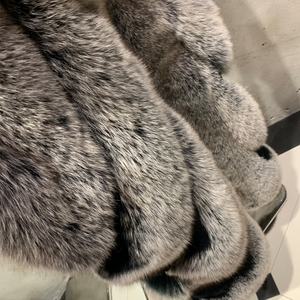 Nuova fabbrica di stile giacca di pelliccia di volpe elegante pelliccia invernale da donna cappotto <span class=keywords><strong>nero</strong></span> lungo pelliccia <span class=keywords><strong>Trench</strong></span> - Product Image 4