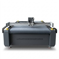 Máquina de Corte CNC con Cuchilla Oscilante para Telas, Banderas Publicitarias, Pancartas, Cortinas Enrollables y Soportes de Exhibición POS