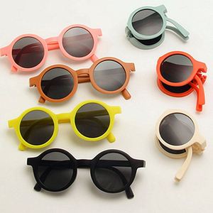 Lunettes de soleil pliables colorées pour enfants avec logo personnalisé, protection UV400, lunettes de soleil rondes pliables pour garçons et filles - Product Image 1