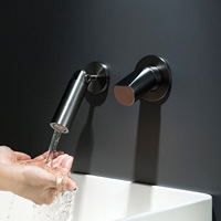 Robinet de lavabo mural flexible en laiton gris anthracite à deux trous, mitigeur de salle de bain encastré pour la maison, l'hôtel et l'hébergement touristique