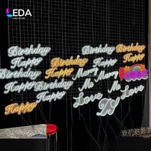 Letrero Luminoso LED Personalizado Moderno de Acrílico Blanco con Mensaje para Bodas, Cumpleaños, Fiestas y Eventos al Aire Libre - Product Image 4