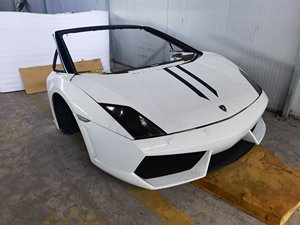 Parachoques delantero usado original para <span class=keywords><strong>Lamborghini</strong></span> Gallardo LP550 560 OEM 400807429A 400807429B - Product Image 4