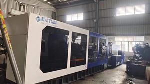 Big Model Horizontal Hydraulic Injection Molding Machine Fruit Crate Plastic Injection Molding 4411g 0-2000 Hours Guangdong - Product Image 4