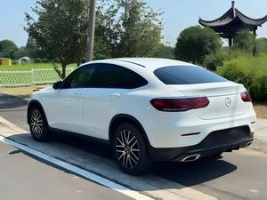 <span class=keywords><strong>Voiture</strong></span> de luxe d'<span class=keywords><strong>occasion</strong></span> Ben Z 2022 Glc 260 4matic Sports SUV intermédiaire <span class=keywords><strong>essence</strong></span> 2.0t 211 ch L4 9 vitesses <span class=keywords><strong>automatique</strong></span> 5 portes 5 places Voitures Jiben Auto - Product Image 2