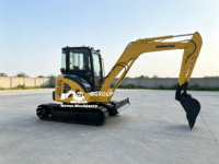 Excavatrice compacte Komatsu PC55MR de 5 tonnes avec godet