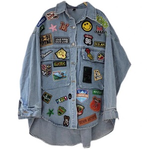 Abrigo <span class=keywords><strong>de</strong></span> mezclilla irregular lavado <span class=keywords><strong>de</strong></span> diseño <span class=keywords><strong>de</strong></span> moda para <span class=keywords><strong>mujer</strong></span>, nueva colección <span class=keywords><strong>de</strong></span> verano 2026, venta al por mayor para boutiques - Product Image 5