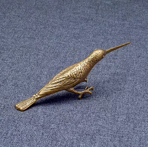 1 件实心黄铜蜂鸟雕像，微型长嘴蜂鸟桌面装饰品，手工雕刻黄铜工艺品 - Product Image 1