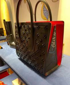 Bolso de Mujer de Diseño Retro con Remaches, Gran Capacidad, Portátil, Casual, Duradero, con Cierre de Cremallera, Impermeable y Extraíble - Product Image 1