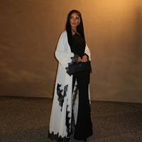 Abaya BulkFashion avec foulard, en satin, bordure en dentelle douce, broderie à motifs moelleux, chemisier à manches longues, kimono ouvert, Abayas musulmanes