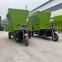 Chariot mélangeur d'aliments TMR électrique haute capacité autopropulsé pour l'alimentation en ensilage des bovins laitiers