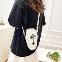 Sacs à main en cuir PU pour femmes, 4 couleurs, personnalité créative, personnalisé, tendance, styliste, fermeture éclair, marques célèbres, croix dames, fourre-tout