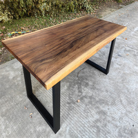 Grande table de banquets en noyer massif personnalisée haut de gamme