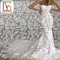 Tissu de dentelle perlée blanc de haute qualité pour mariage, tissu de dentelle africaine en tulle brodé lourd avec perles