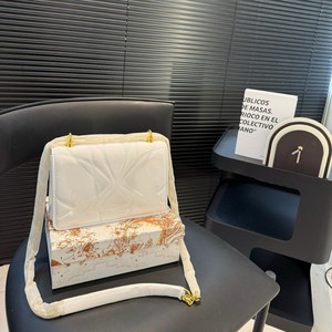 Women's Crossbody Bag Horizontal <b>Square</b> Solid Color Water Resistant Everyday Outfits Spring 2026 White - Product Image 1