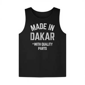 Maglietta a maniche lunghe con slogan 'Born in Dakar' realizzata a Dakar, abbigliamento promozionale - Product Image 3