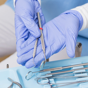 בדיקת ניטריל רפואי כפפות שיניים בגיל טיפול מחמד טיפול 3mil חד פעמי אבקה ללא סגול כחול חנקית עבור בית חולים - Product Image 3