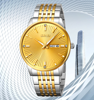 Jam Tangan Quartz Emas Model Baru Logo Kustom OEM untuk Pria, Baja Anti Karat 304/316 Tahan Air Mewah 20mm 42mm Kaca Jam Tangan Quartz