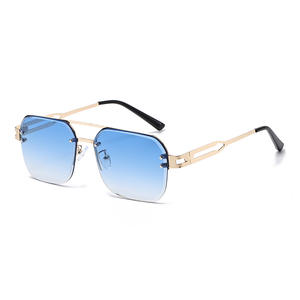 <span class=keywords><strong>Gafas</strong></span> de Sol Polarizadas Unisex 2025, Tendencia de Diseño de Lujo, Logotipo Personalizado, Lentes de Alta Calidad, Protección UV400, Cómodas - Product Image 3