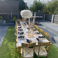 Table de salle à manger rectangulaire noire et or de luxe royale, populaire pour les locations de mariage, les déjeuners et les dîners