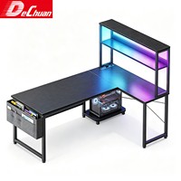 Bureau de jeu en L personnalisé avec étagère supérieure et étagère tour pour les joueurs PC