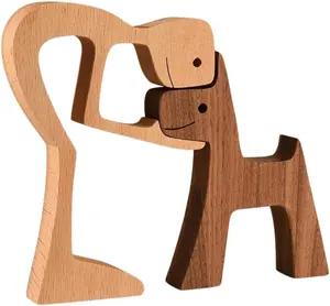 Подарок для любителей домашних животных Семья деревянная скульптура для женщин и собак резьба