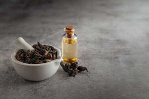 Aceite de Nagarmotha de Alta Calidad, Aceite Natural de Cyperus Rotundus Prensado en Frío, Aceite Puro para Cuidado del Cabello, Cuidado de la Piel y Fragancias - Product Image 3