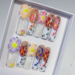 Uñas Postizas de Lujo con Purpurina Líquida, Hechas a Mano, con Diseño Romántico y Brillante, Flores 3D, Uñas Artificiales Delicadas en <span class=keywords><strong>Rosa</strong></span> y Azul - Product Image 2