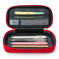 Étui rigide pour crayons en tissu Oxford rouge avec poche en maille à imprimé smiley et boucles élastiques pour stylos