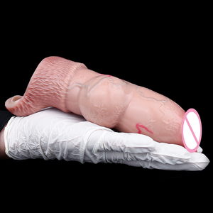 Guaina per pene in silicone: un efficace giocattolo per l'ingrandimento maschile per coppie che cercano un'allungamento realistico e un piacere intensificato. - Product Image 3