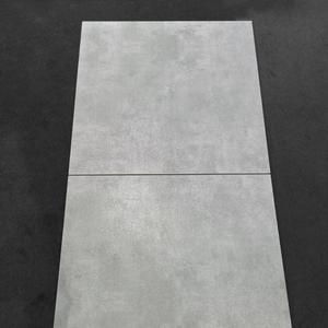 高品質低価格のモダンな600x600mm耐酸性光沢のある滑り止め磁器床タイル、厚さ10mm、吸水率<0.5% - Product Image 6