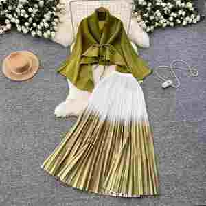 Conjuntos Casuales de Invierno para Mujer, Blusa Holgada con Tiras, Falda Plisada de Cintura Alta, Conjunto de Ropa Americana al por Mayor - Product Image 1