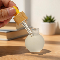 Botol Serum Kaca Datar Polesan Mewah dengan Tutup Kayu Gelap untuk Perawatan Kulit, Riasan, dan Kecantikan (dengan Pipet)