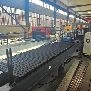 Macchina per la Formatura di Rulli di Supporto Fotovoltaico con Taglio a Servo Guidato - Product Image 6