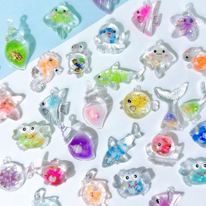 จี้เรซิ่นเรืองแสงสีแดงสดแบบผสม ซีรีส์มหาสมุทร สำหรับทำเครื่องประดับ DIY ตกแต่งกระเป๋าโทรศัพท์ จี้อะคริลิค - Product Image 3