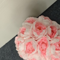 Prix usine en plein air événement de mariage soie fleurs artificielles scène de balle pour l'obtention du diplôme et les fêtes d'halloween boule de fête en plein air