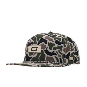 Gorra de Golf Personalizada OEM con Malla de Cuerda Perforada, Logotipo, 5 Paneles, Visera Plana, Cierre a Presión, Parche de Goma Impermeable - Product Image 1