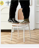 Chaise de jardin moderne en plastique PP de haute qualité à prix abordable, garantie 3 ans, idéale pour mariages, fermes, salles à manger et hôtels