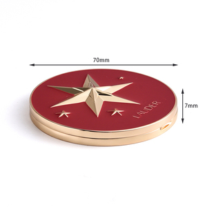 Vòng Hình Dạng Lớn Màu Đỏ Quẻ Nổi Logo Chất Lượng Cao Vàng Kim Loại Double Side Trang Điểm Nhỏ Gọn Gương - Product Image 4