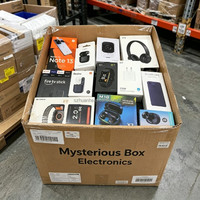 Lot de déstockage en gros : Boîte mystère électronique - Aventure ludique (5 à 10 articles) - Téléphones, tablettes, montres, écouteurs, chargeurs - Revente