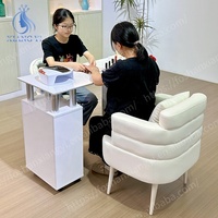 Mobilier de salon Bureau pour les ongles Table de manucure de luxe Table et chaises mobiles pour les ongles