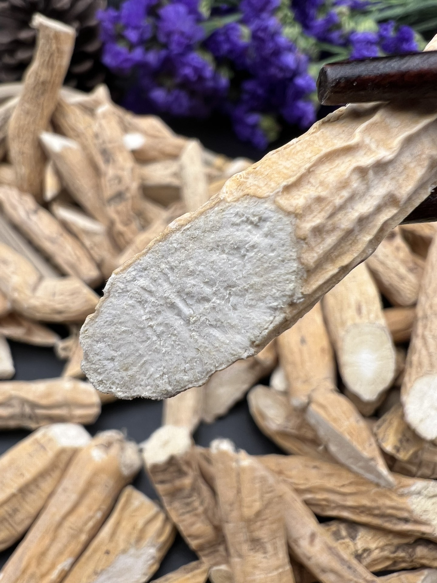 Niu Dali Traditional Chinese Herb Tea Pure Natural Herbal Chinese Medicine Plant Millettia Root Niu Dali Roots for Tea